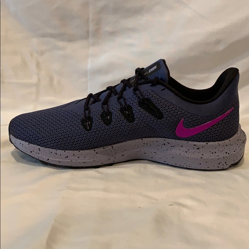Nike Quest 2 SE Athletic Shoes - Picture 5 of 8